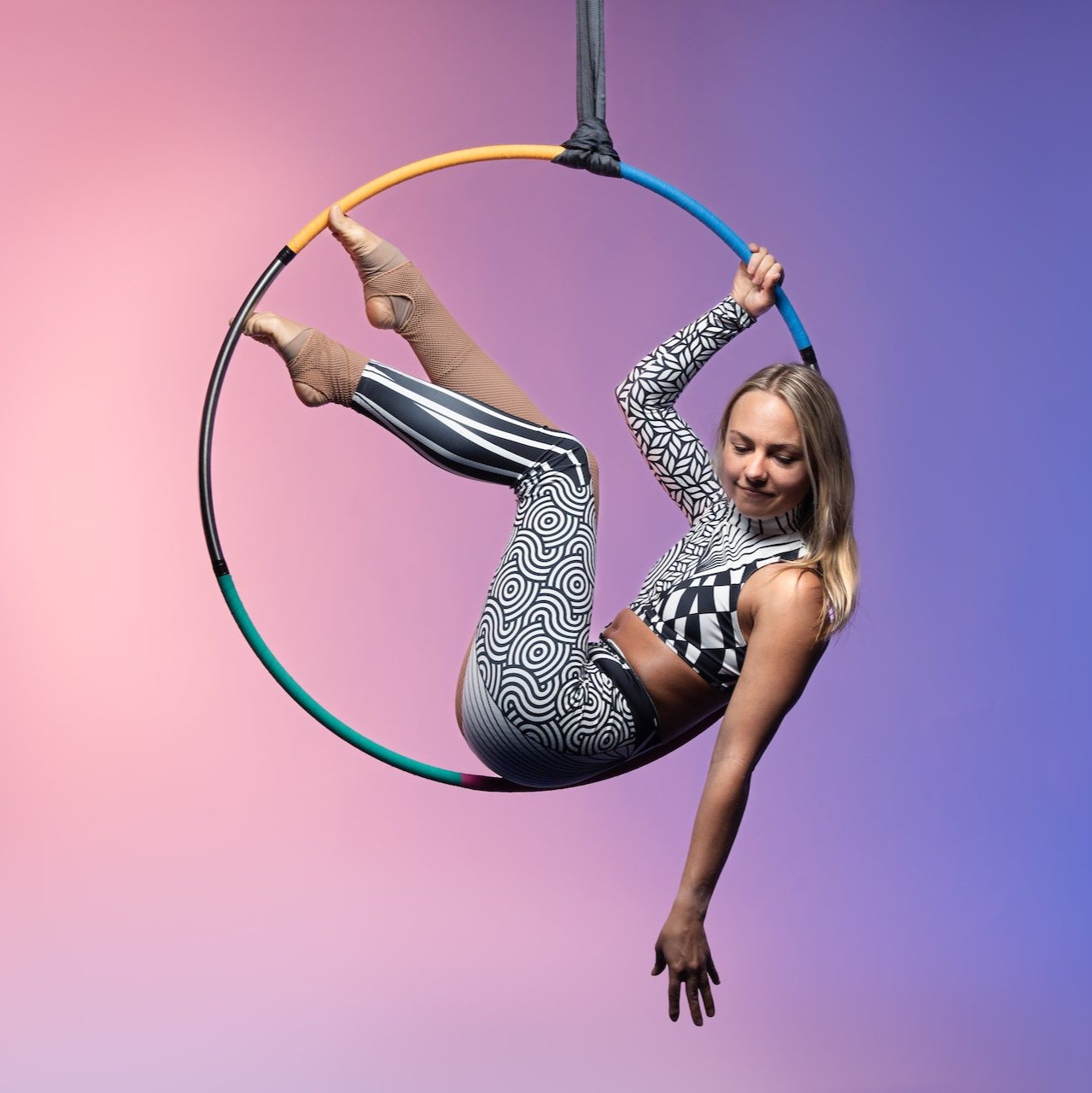 Aerial Hoop - Lyra